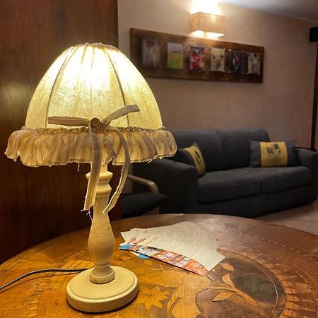 Appartamento Nel Vecchio Borgo Verrès Esterno foto