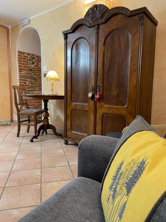 Appartamento Nel Vecchio Borgo Verrès Esterno foto